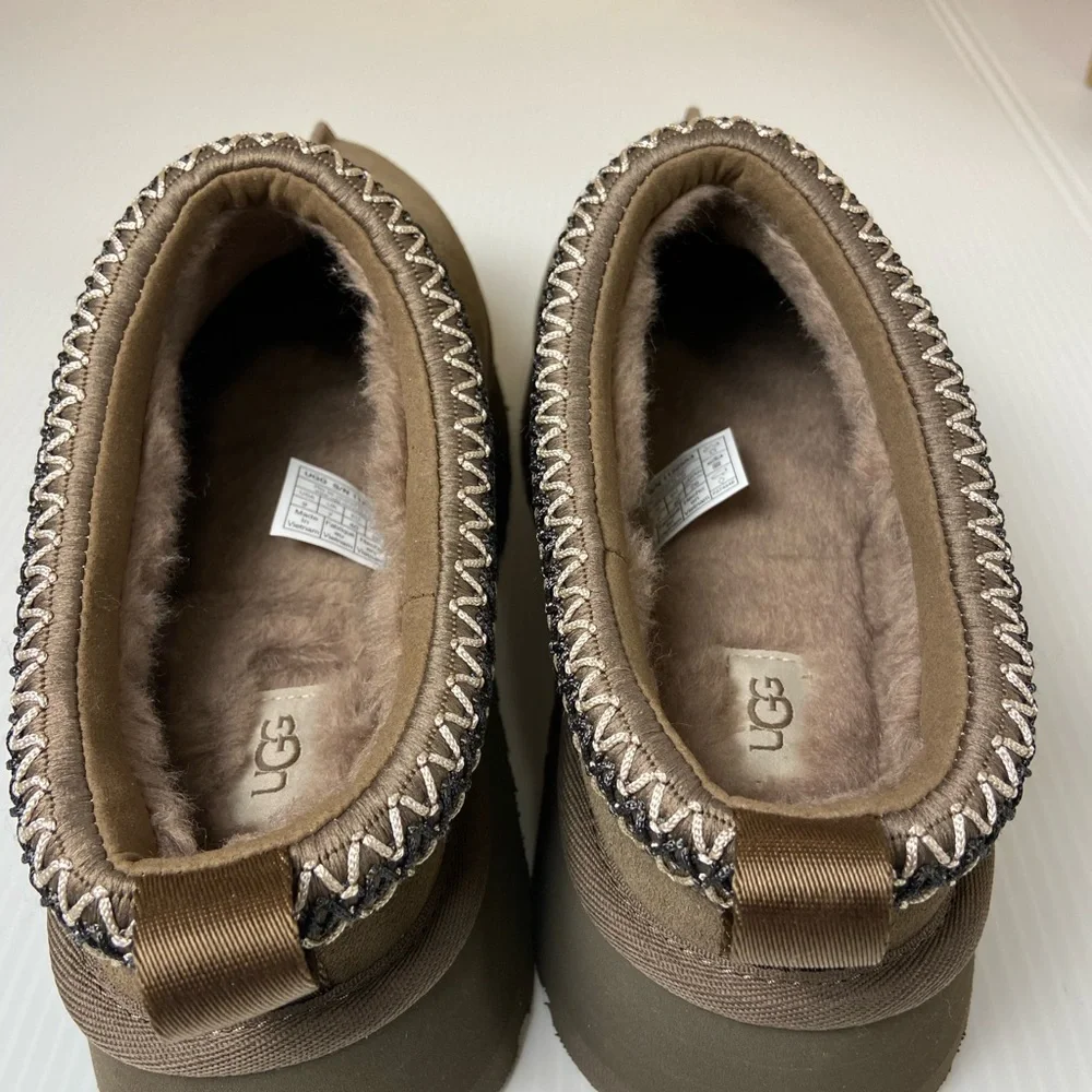 UGG Tazz Platform Slippers Womens 9 Driftwood Taupe Suede Plush Lined Shoes - Picture 6 of 14
